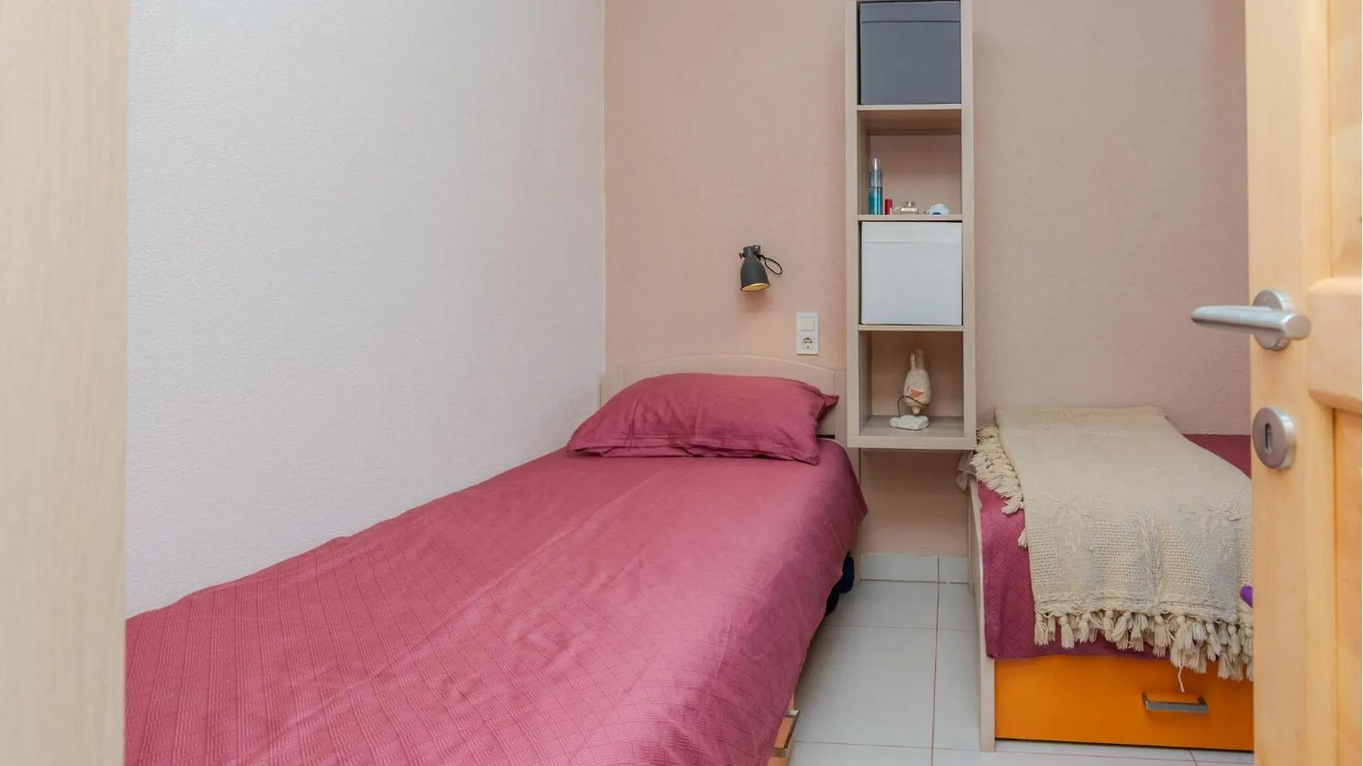 2 Bedroom Amazing Apartment In Nin