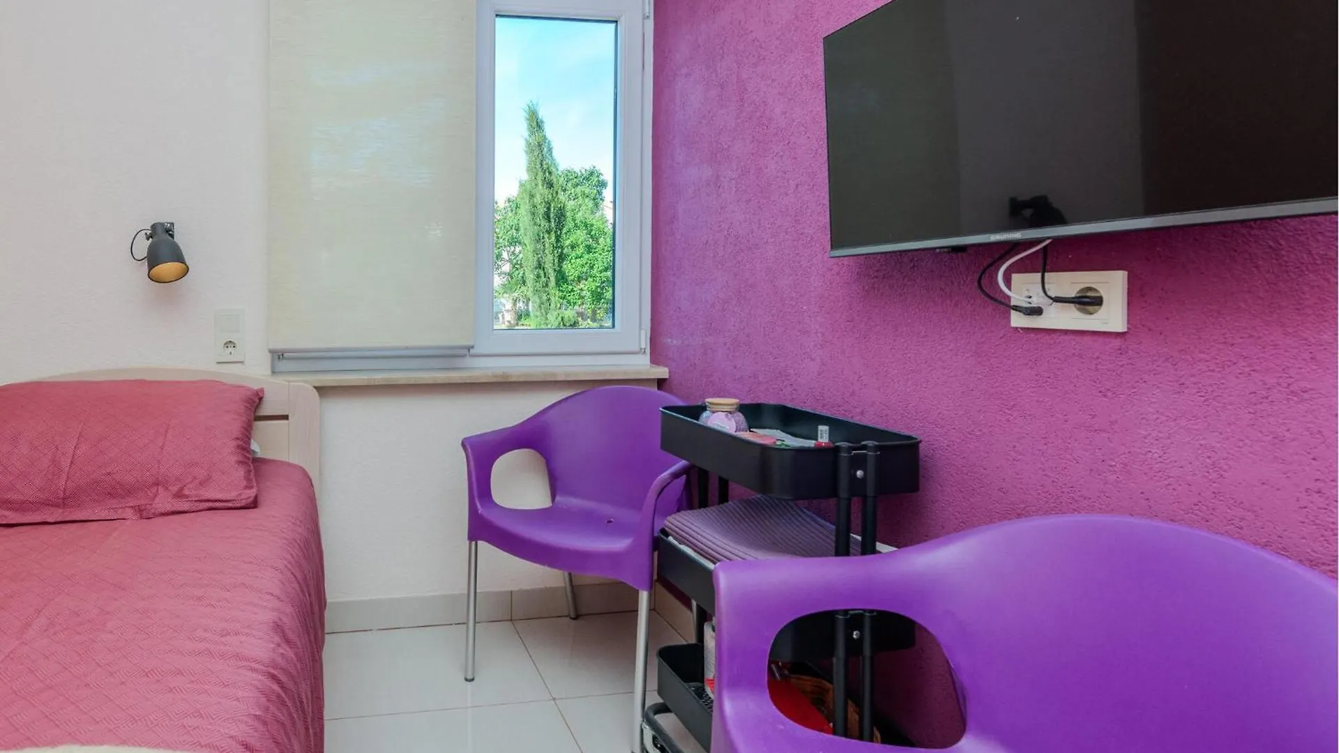 2 Bedroom Amazing Apartment In Nin